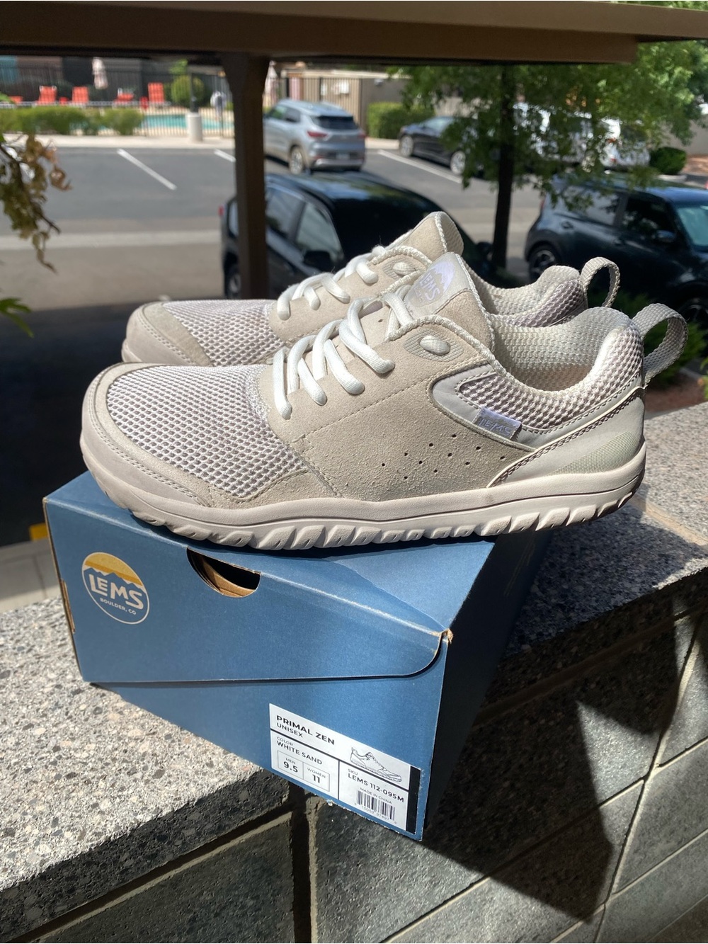 Lems Men’s White Sand Primal Zen Casual Sneaker - Size 9.5 VG Condition ☁️